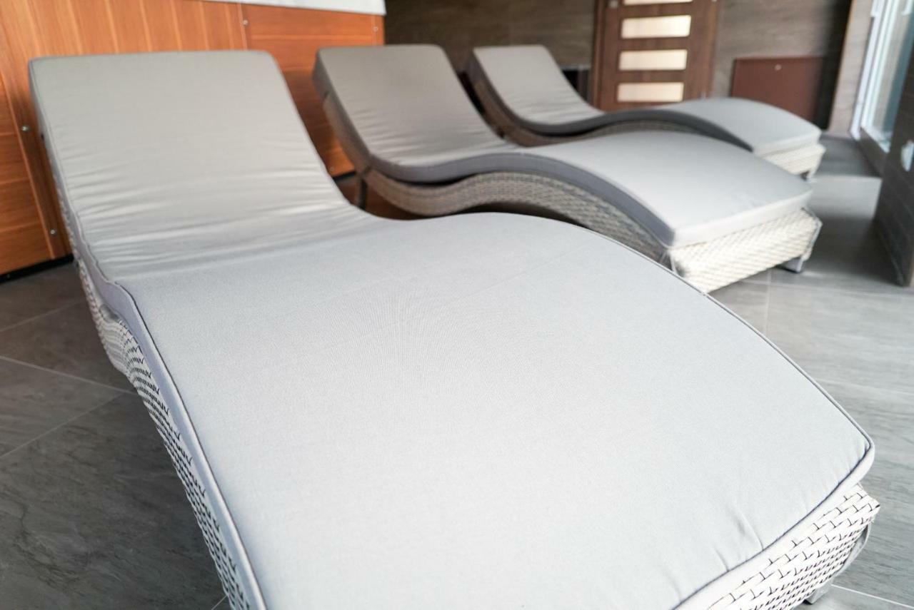 Luxury Villa Moravany nad Váhom Εξωτερικό φωτογραφία