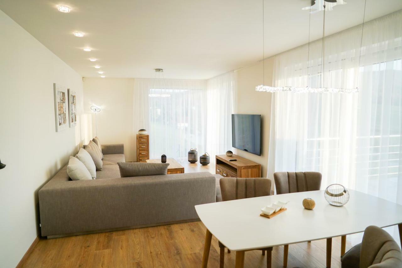 Luxury Villa Moravany nad Váhom Εξωτερικό φωτογραφία